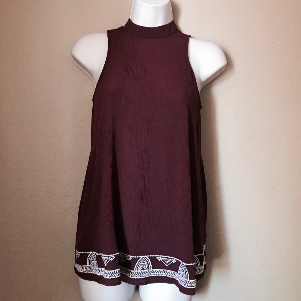 Mission Crinkle Burgundy Too Blouse Embroidered XS